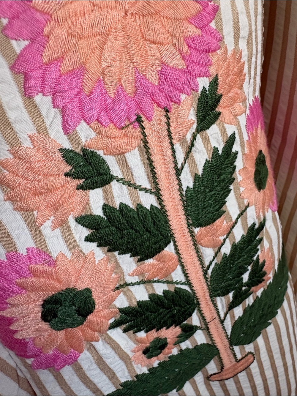 ❤️NEW entro Embroidered Floral Stripe Maxi Dress - Cream & Pink - Picture 7 of 13